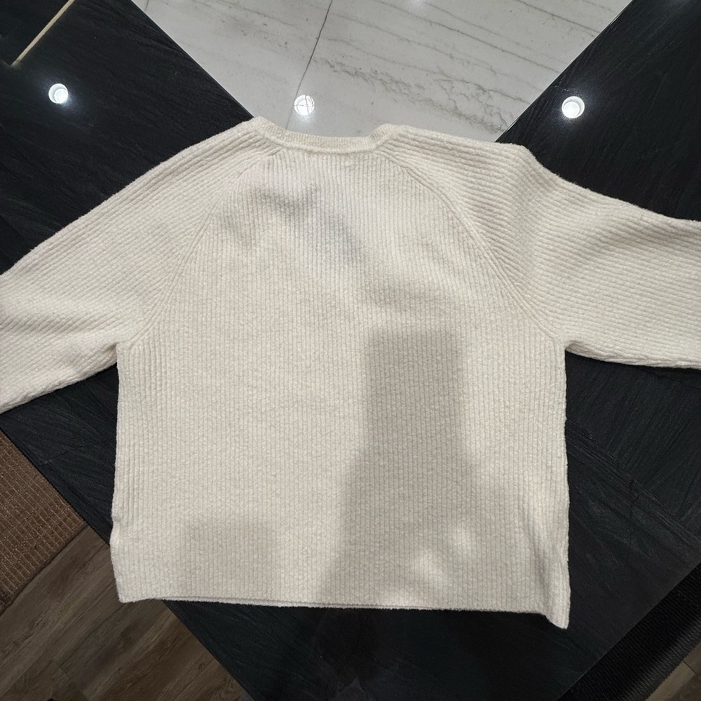 Athleta Women's Off-White Sweater - Picture 5 of 7